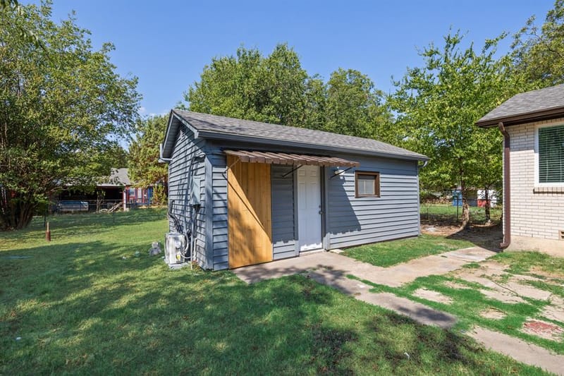 1606 N Woods Street, Sherman TX 75092 - Photo 28