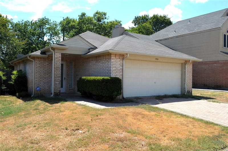 532 Majestic Park Lane, Cedar Hill TX 75104 - Photo 2