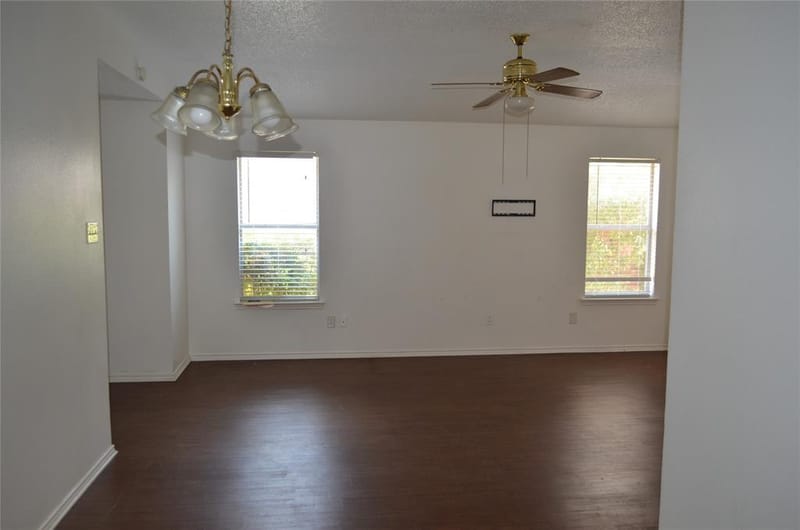 532 Majestic Park Lane, Cedar Hill TX 75104 - Photo 5