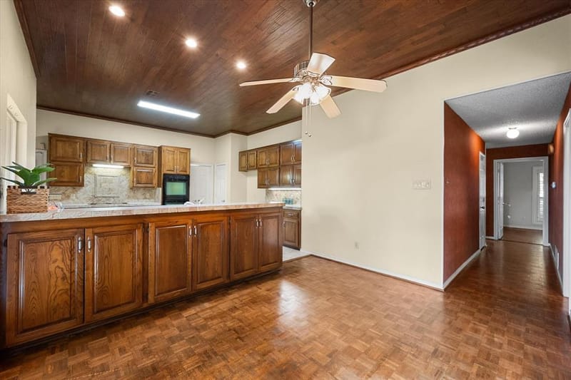 2109 Van Hook Court, Arlington TX 76013 - Photo 16