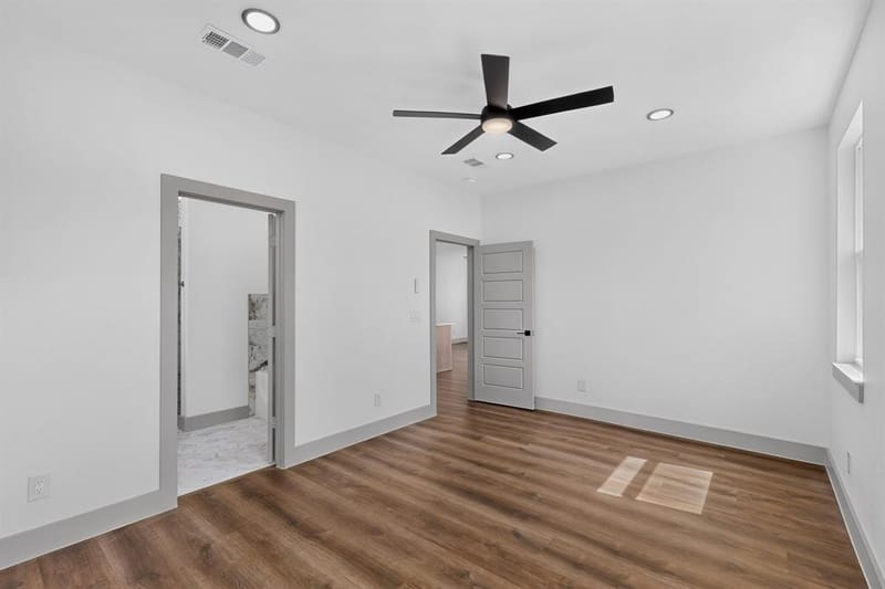 909 Meriott Street, Ennis TX 75119 - Photo 19