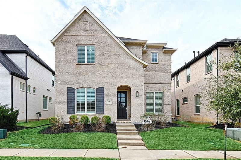 714 Halpin Avenue, Celina TX 75009 - Photo 2