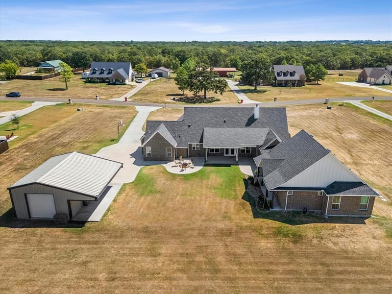 6120 Hidden Oaks Drive, Quinlan TX 75474 - Photo 2