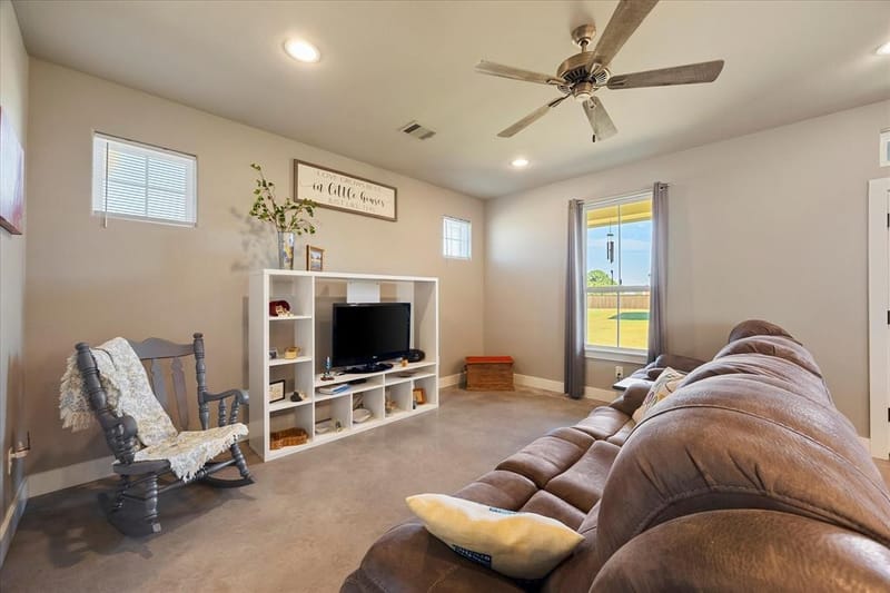 6120 Hidden Oaks Drive, Quinlan TX 75474 - Photo 32