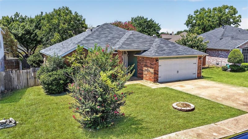 4309 Grason Drive, Grand Prairie TX 75052 - Photo 3