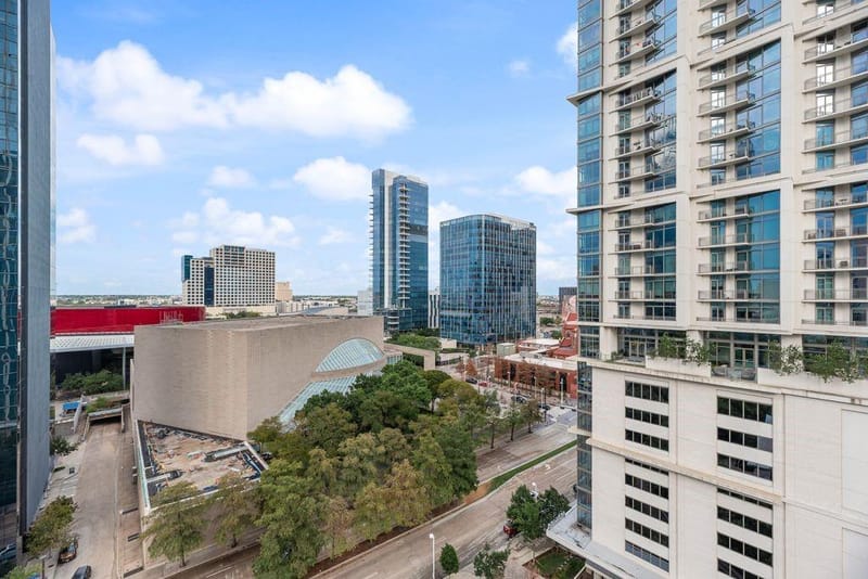 1918 Olive Street # 1002, Dallas TX 75201 - Photo 20
