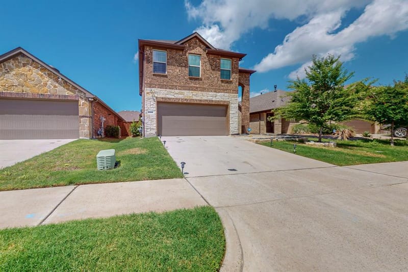 2166 Hobby Drive, Forney TX 75126 - Photo 3
