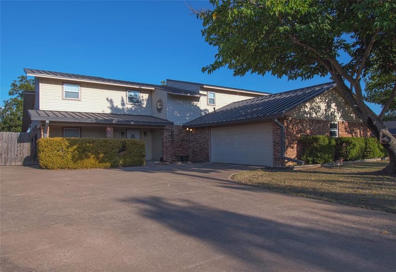 124 Freese Drive, Sanger TX 76266