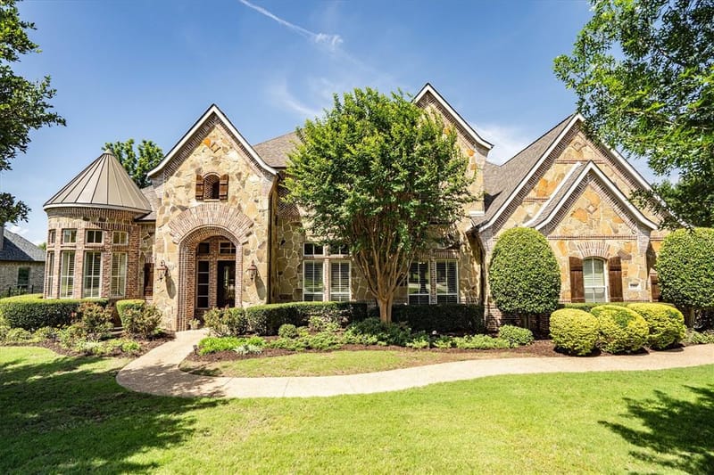 2301 Bella Lago Drive, Flower Mound TX 75022 - Photo 3