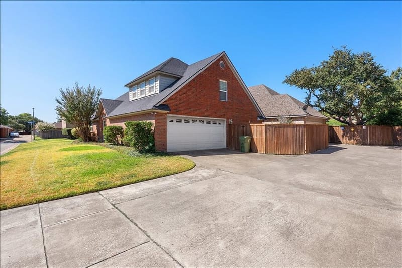1415 Boardwalk Street, Arlington TX 76011 - Photo 39