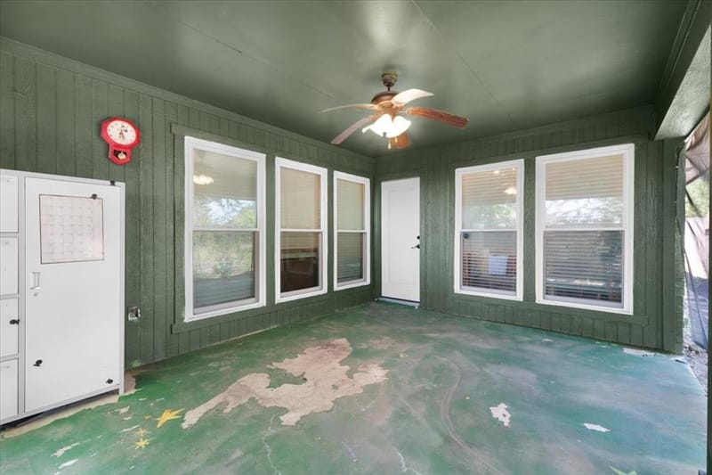 208 Pebblestone Drive, Benbrook TX 76126 - Photo 34