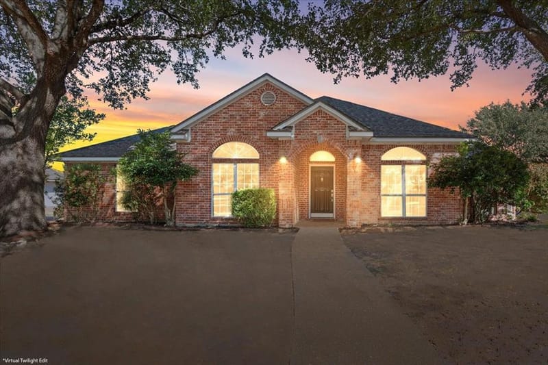 10005 Polo Park Circle, Waco TX 76712