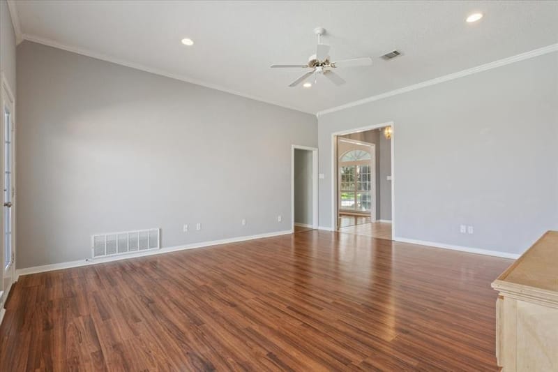 10005 Polo Park Circle, Waco TX 76712 - Photo 14
