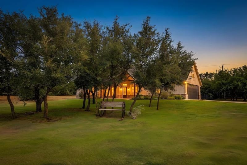 605 Embers Lane, Weatherford TX 76085 - Photo 2