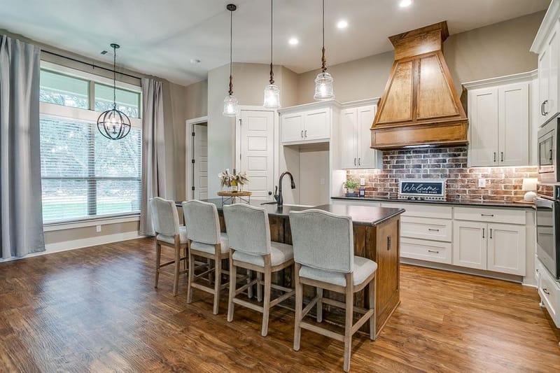 605 Embers Lane, Weatherford TX 76085 - Photo 6