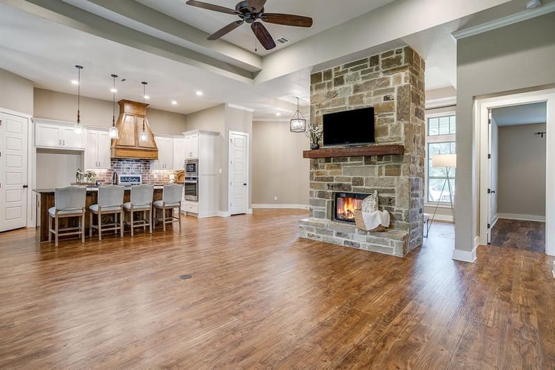 605 Embers Lane, Weatherford TX 76085 - Photo 9
