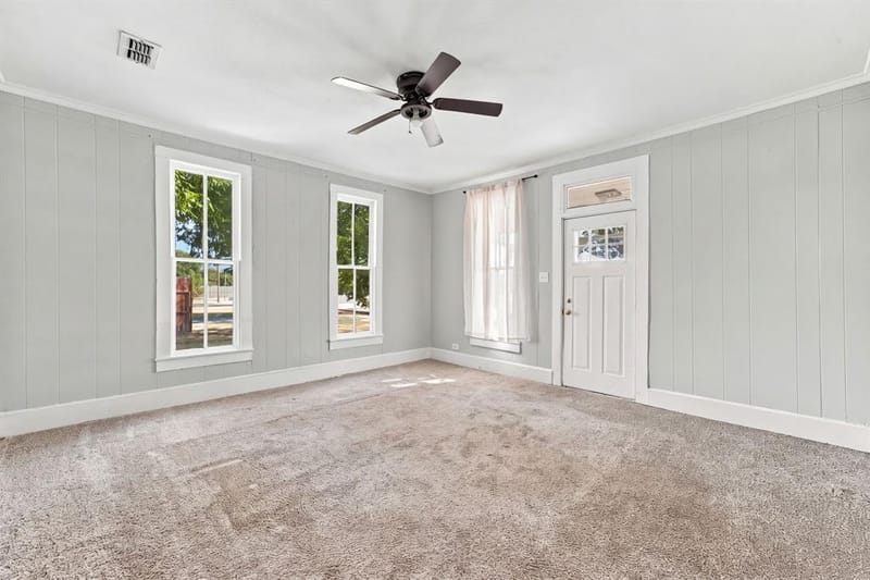 208 S Harrison Street, Pilot Point TX 76258 - Photo 8
