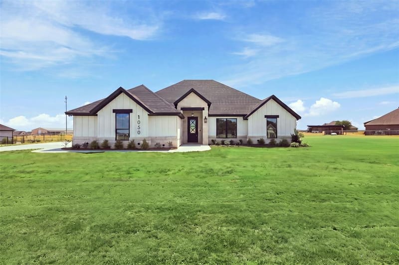 1050 Uplift Drive, Weatherford TX 76087 - Photo 2