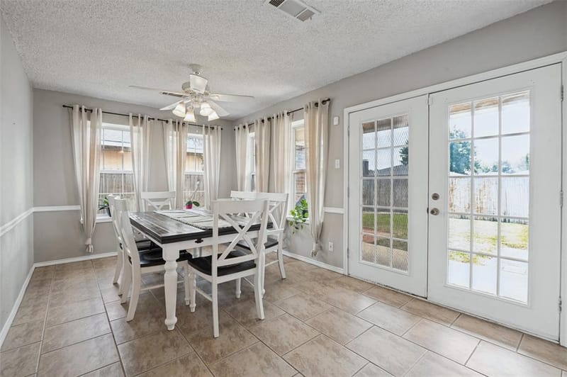 1730 Glencairn Lane, Lewisville TX 75067 - Photo 12