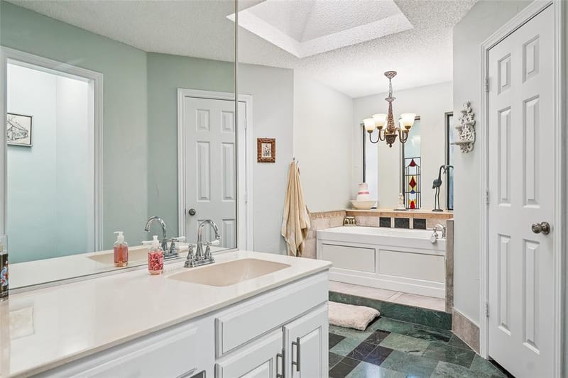 229 Turpin Drive, Highland Village TX 75077 - Photo 23