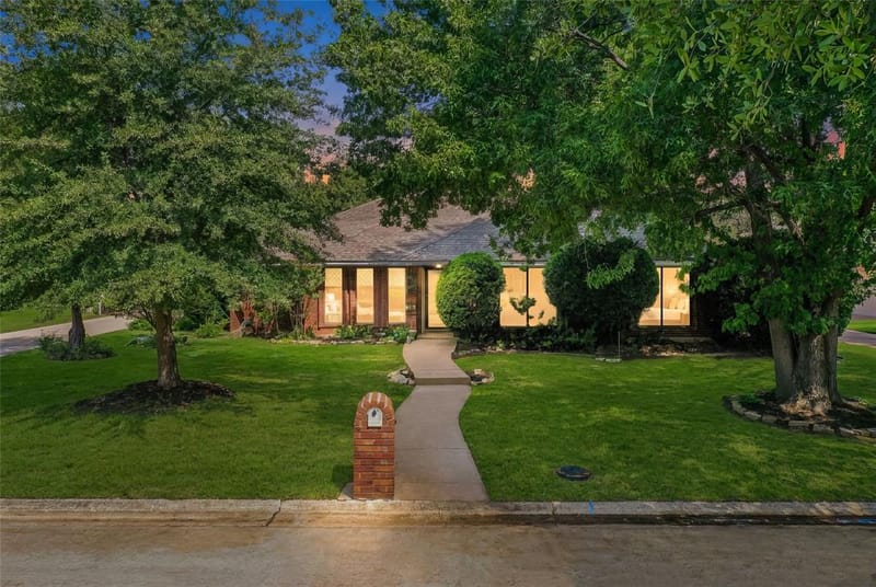 229 Turpin Drive, Highland Village TX 75077