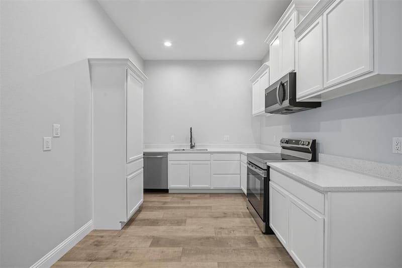 914 E Tucker Street, Fort Worth TX 76104 - Photo 6