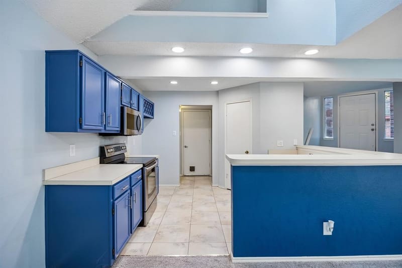 6733 Driffield Circle W, North Richland Hills TX 76182 - Photo 9