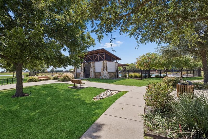 2017 Stonewood Court, Heartland TX 75126 - Photo 36