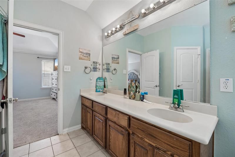 2017 Stonewood Court, Heartland TX 75126 - Photo 18
