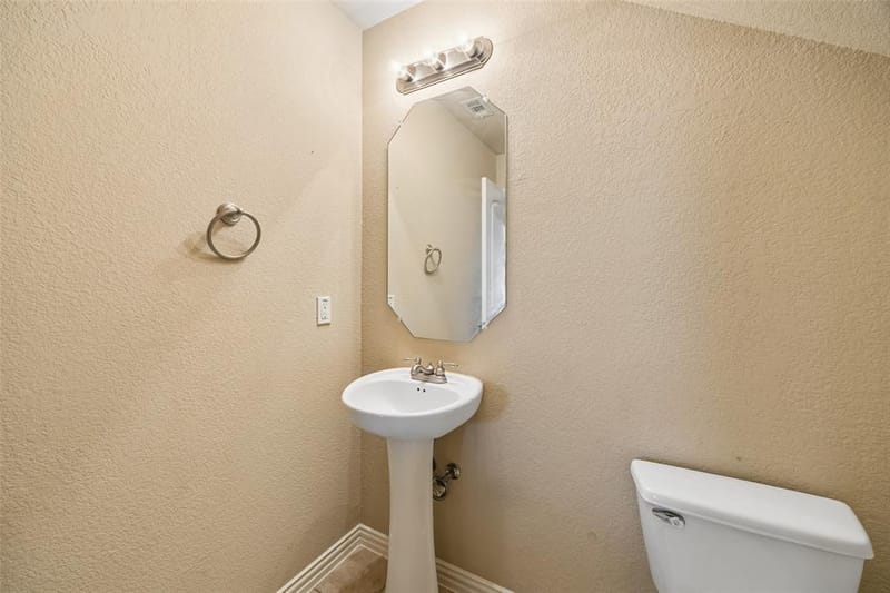 2017 Stonewood Court, Heartland TX 75126 - Photo 25