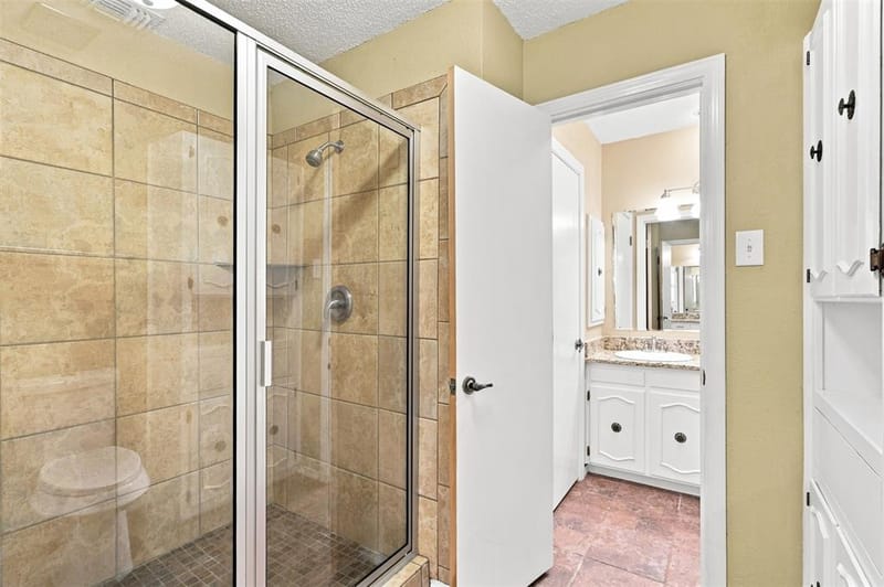 3904 Shady Valley Drive, Arlington TX 76013 - Photo 26