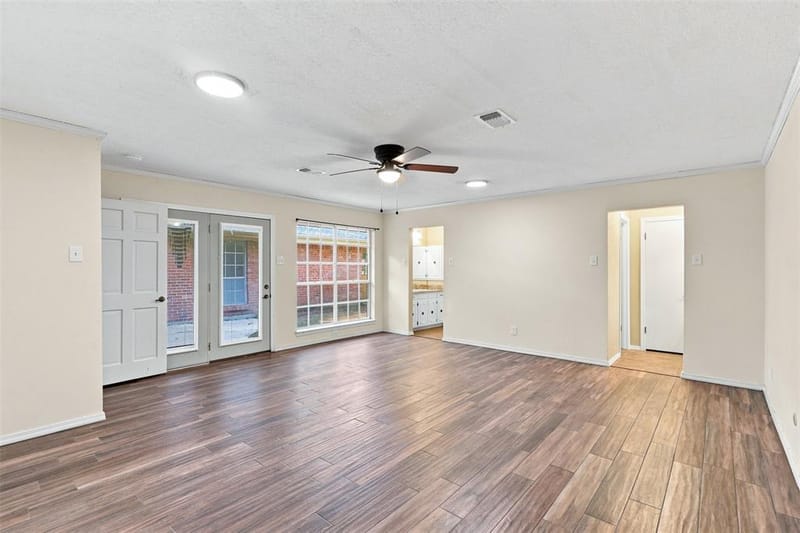 3904 Shady Valley Drive, Arlington TX 76013 - Photo 24