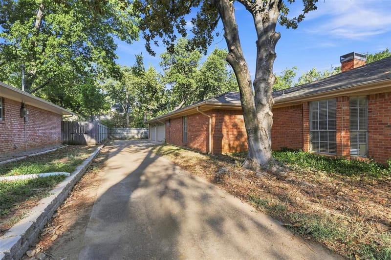 3904 Shady Valley Drive, Arlington TX 76013 - Photo 33