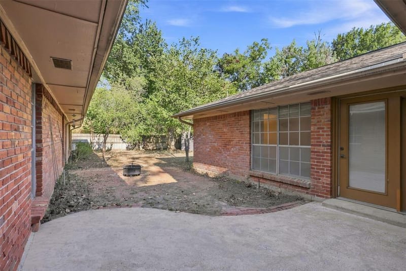 3904 Shady Valley Drive, Arlington TX 76013 - Photo 35