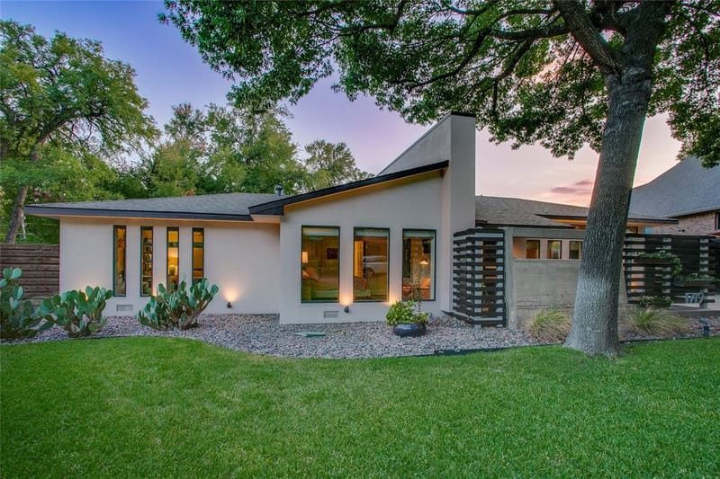 1719 Corday Street, Dallas TX 75218 - Photo 2