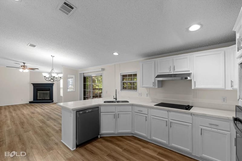 1605 Gray Lake Drive, Princeton LA 71067 - Photo 8