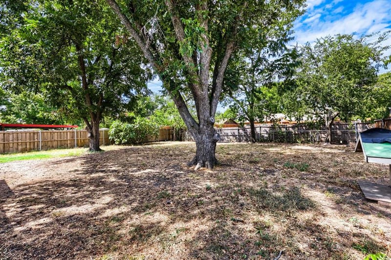 1900 Lomita Lane, Arlington TX 76010 - Photo 26