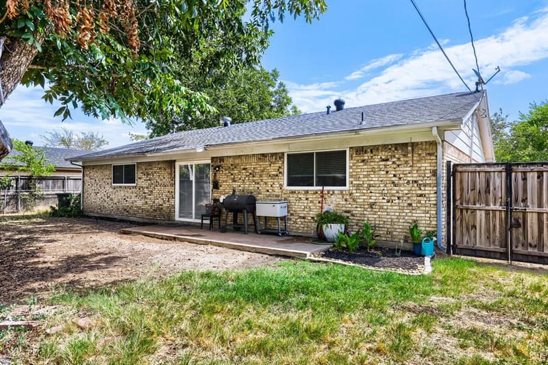1900 Lomita Lane, Arlington TX 76010 - Photo 28