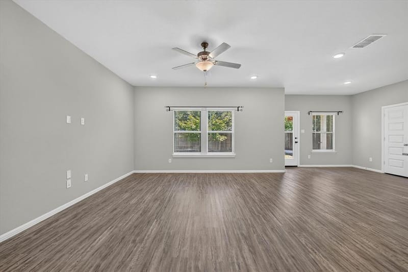 3348 Duncan Way, Corinth TX 76210 - Photo 5