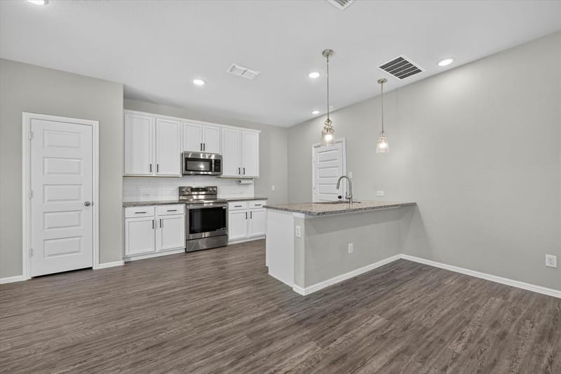3348 Duncan Way, Corinth TX 76210 - Photo 8