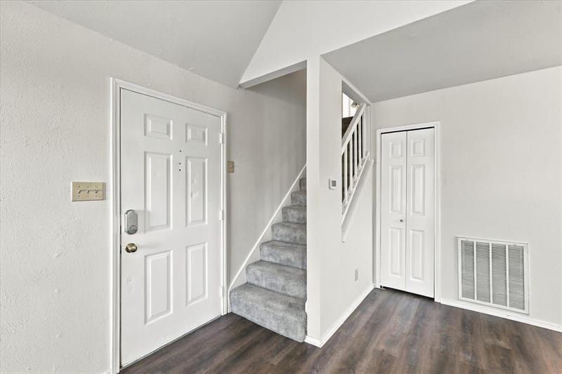 2831 Harbinger Lane, Dallas TX 75287 - Photo 2