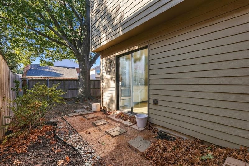 2831 Harbinger Lane, Dallas TX 75287 - Photo 24