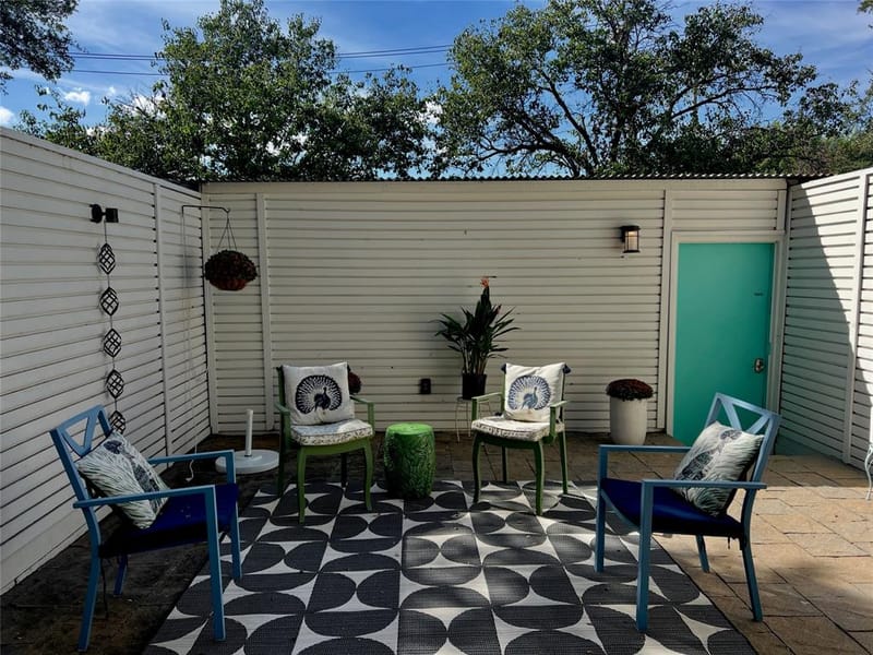 7404 W Northwest Highway # 3, Dallas TX 75225 - Photo 12