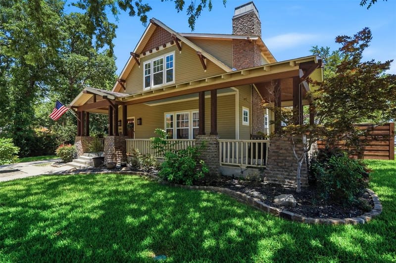 2341 Alston Avenue, Fort Worth TX 76110 - Photo 2