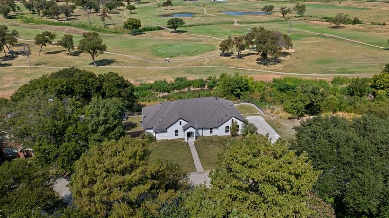 3648 Bluegrass Drive, Grand Prairie TX 75052 - Photo 2
