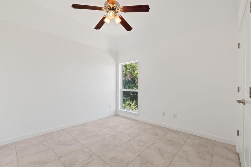 3648 Bluegrass Drive, Grand Prairie TX 75052 - Photo 25