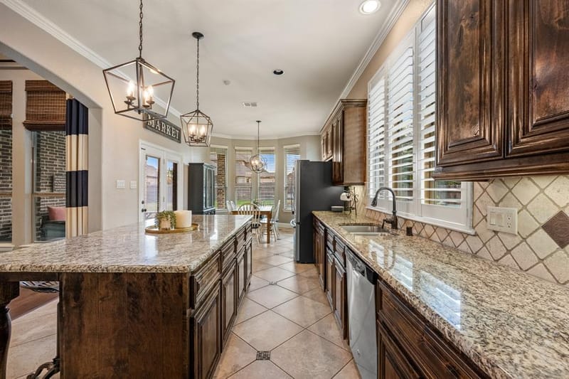207 Charleston Lane, Fate TX 75189 - Photo 11
