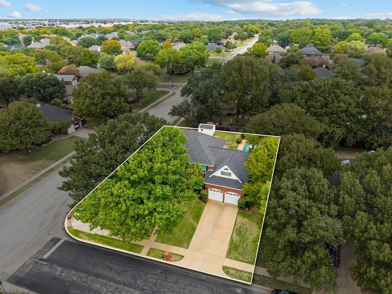 510 Anthony Drive, Euless TX 76039 - Photo 3