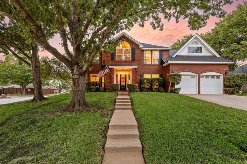 510 Anthony Drive, Euless TX 76039