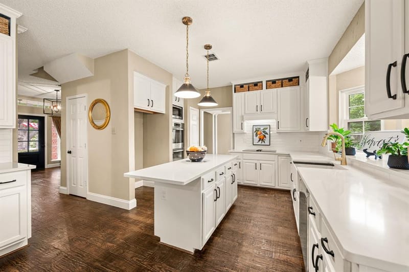 510 Anthony Drive, Euless TX 76039 - Photo 14